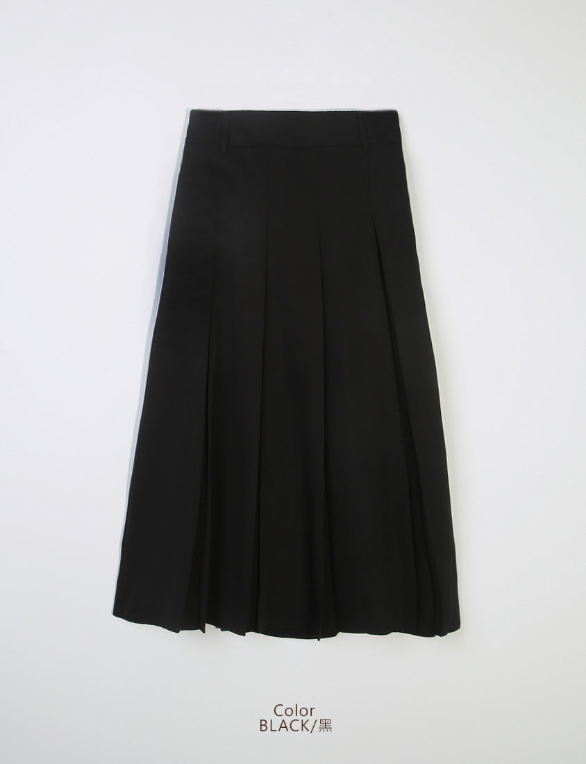MISS. Elegant Wide Pleated Elastic Back Waist Plus Size Maxi Skirt