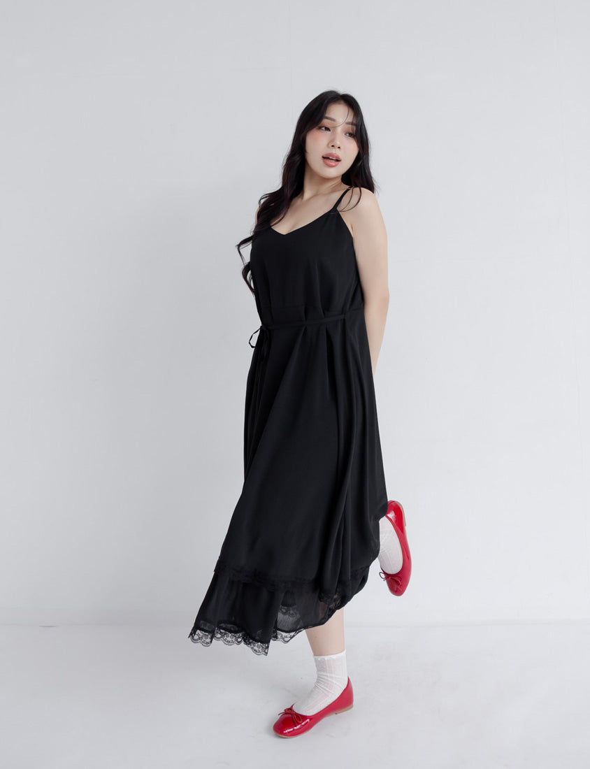 Elegant Layered Lace Tie Plus Size Dress