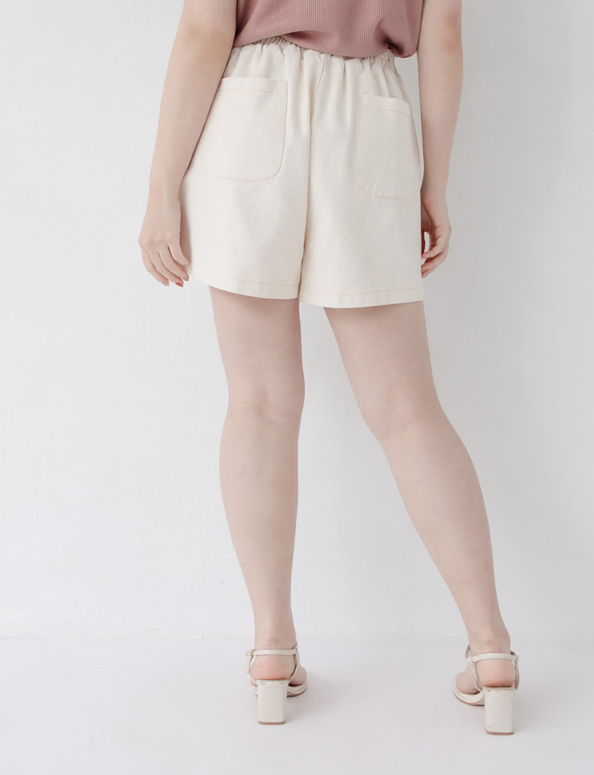 Twill Contrast Stitch High Waist Plus Size Shorts
