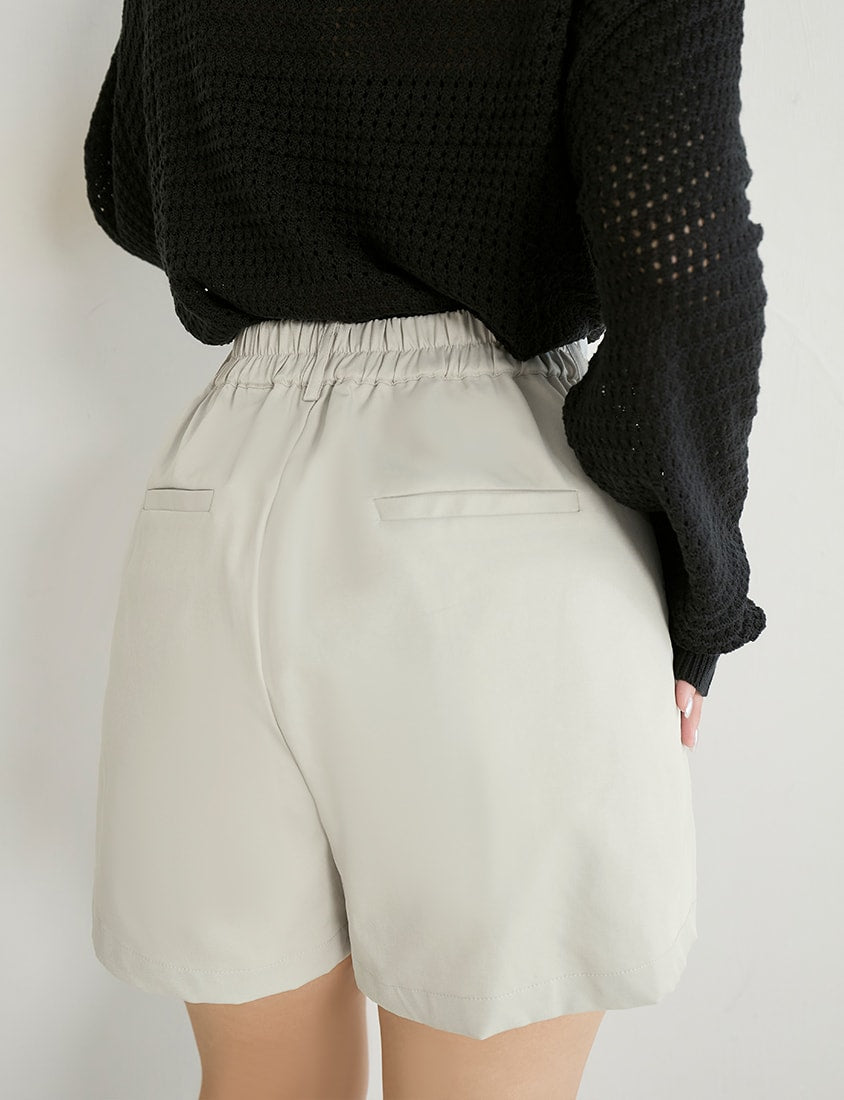 Utility Pockets Elastic Back Twill Plus Size Shorts