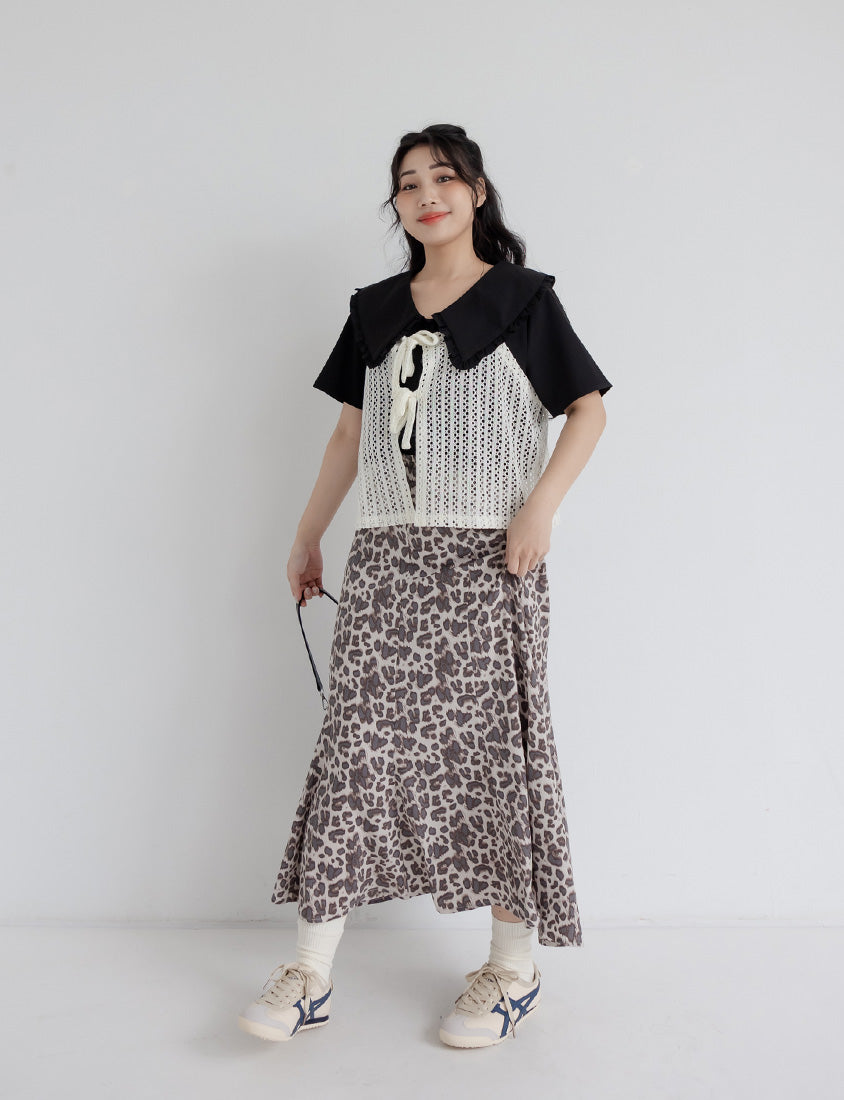 Playful Large Ruffle Collar Plus Size Short Sleeve Top