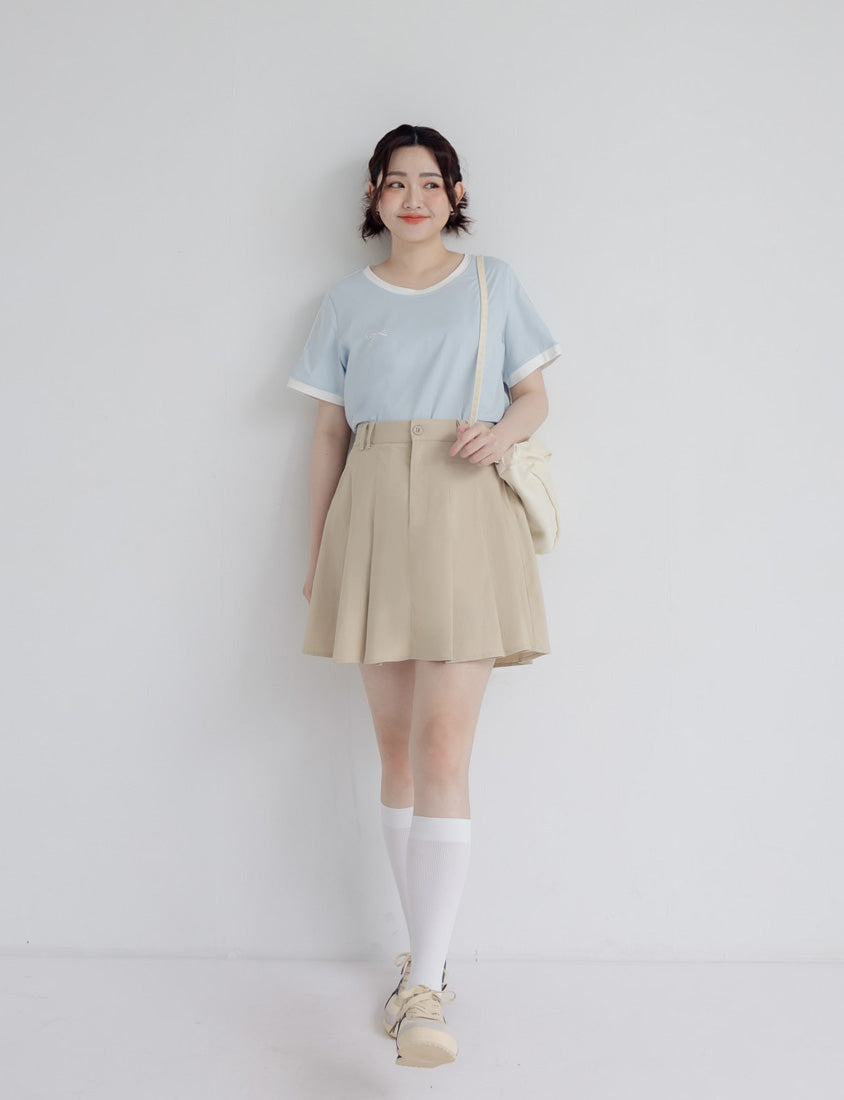 Skin-friendly Silky Pleated Back Elastic Plus Size Mini Skirt (With Pants)