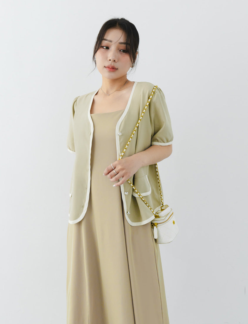 MISS. Elegant Contrast Trim Pearl Button Plus Size Top