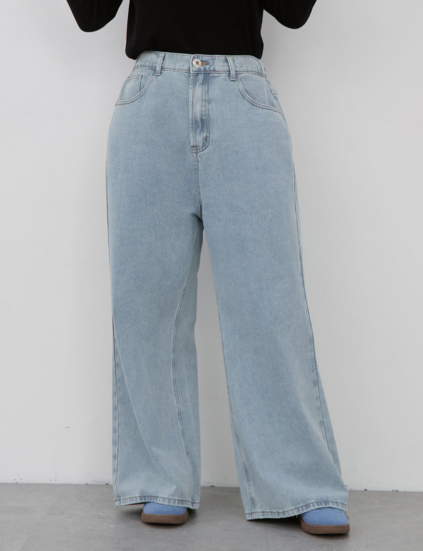 Vintage Washed Elastic Back Waist Plus Size Wide Leg Jeans