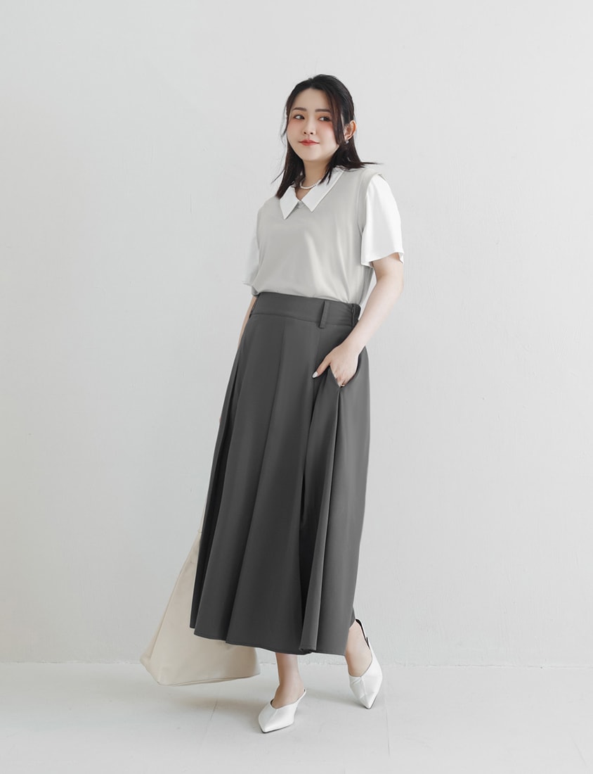MISS. Elegant Wide Pleated Elastic Back Waist Plus Size Maxi Skirt
