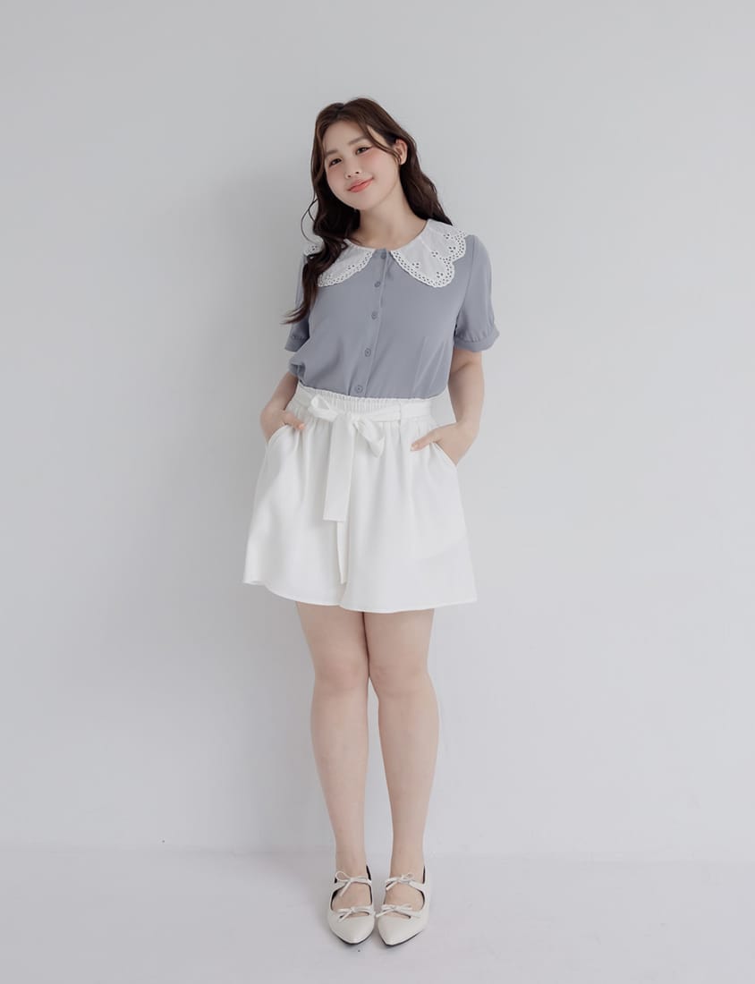 Sweet Lace Collar Puff Sleeve Plus Size Blouse