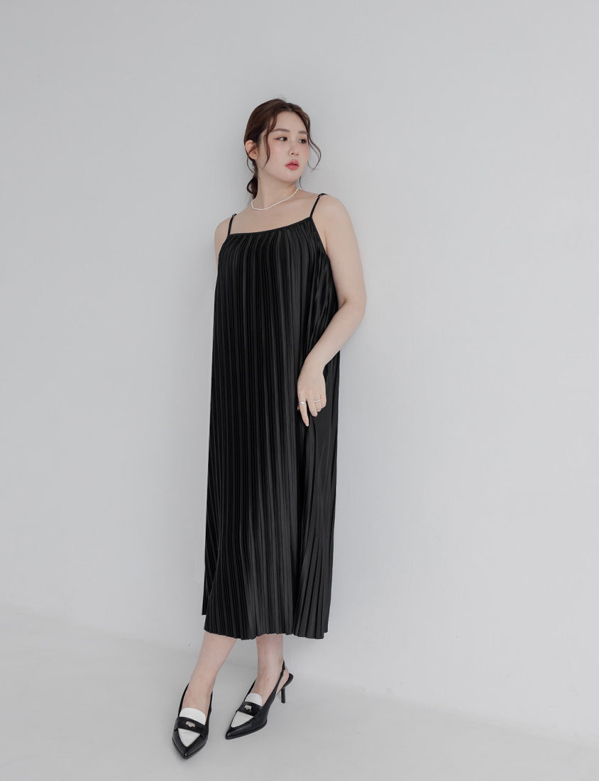 MISS. Pleated Flare Adjustable Strap Plus Size Cami Dress