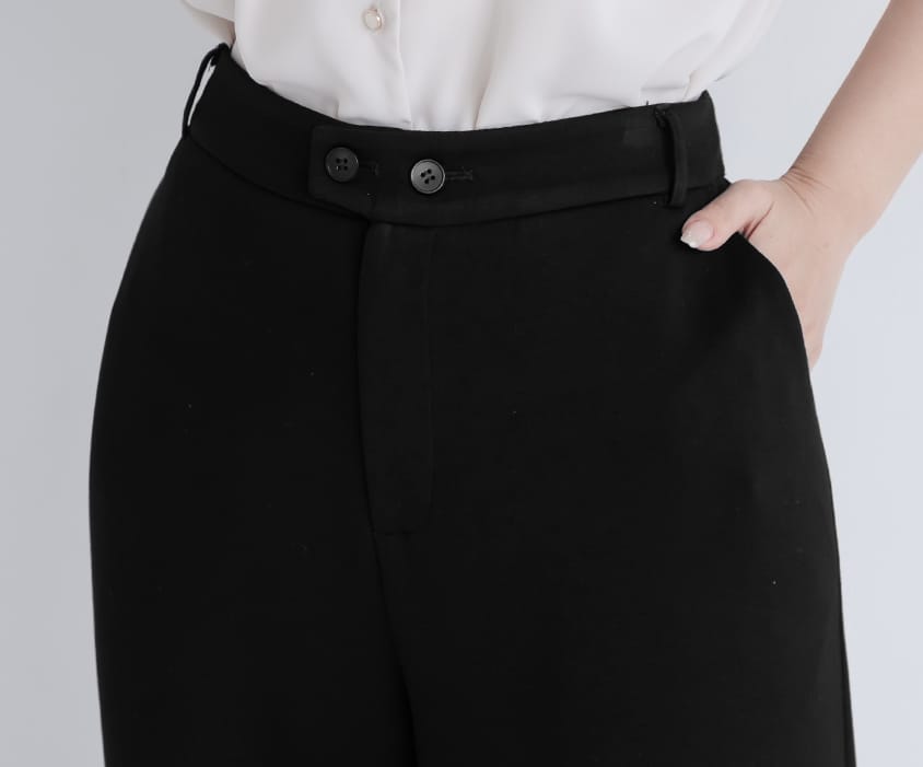 Miss. Space Cotton Back-Elastic Plus Size Straight-Leg Pants