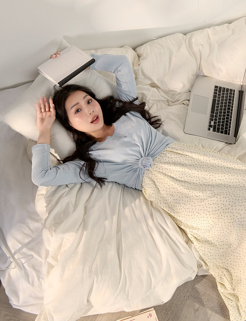 Crewneck 3D Pleated Plus Size Long Sleeve Tee