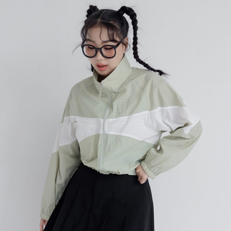 Playful Contrasting Sports Plus Size Trench Coat