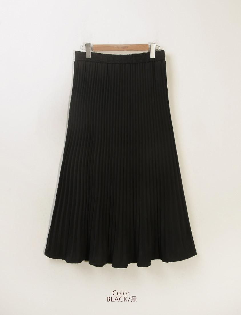 MISS. Fairy Pleated Elastic Waist Plus Size Maxi Skirt