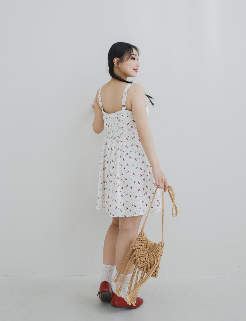 Adjustable Pearl Button Floral Plus-Size Mini Dress