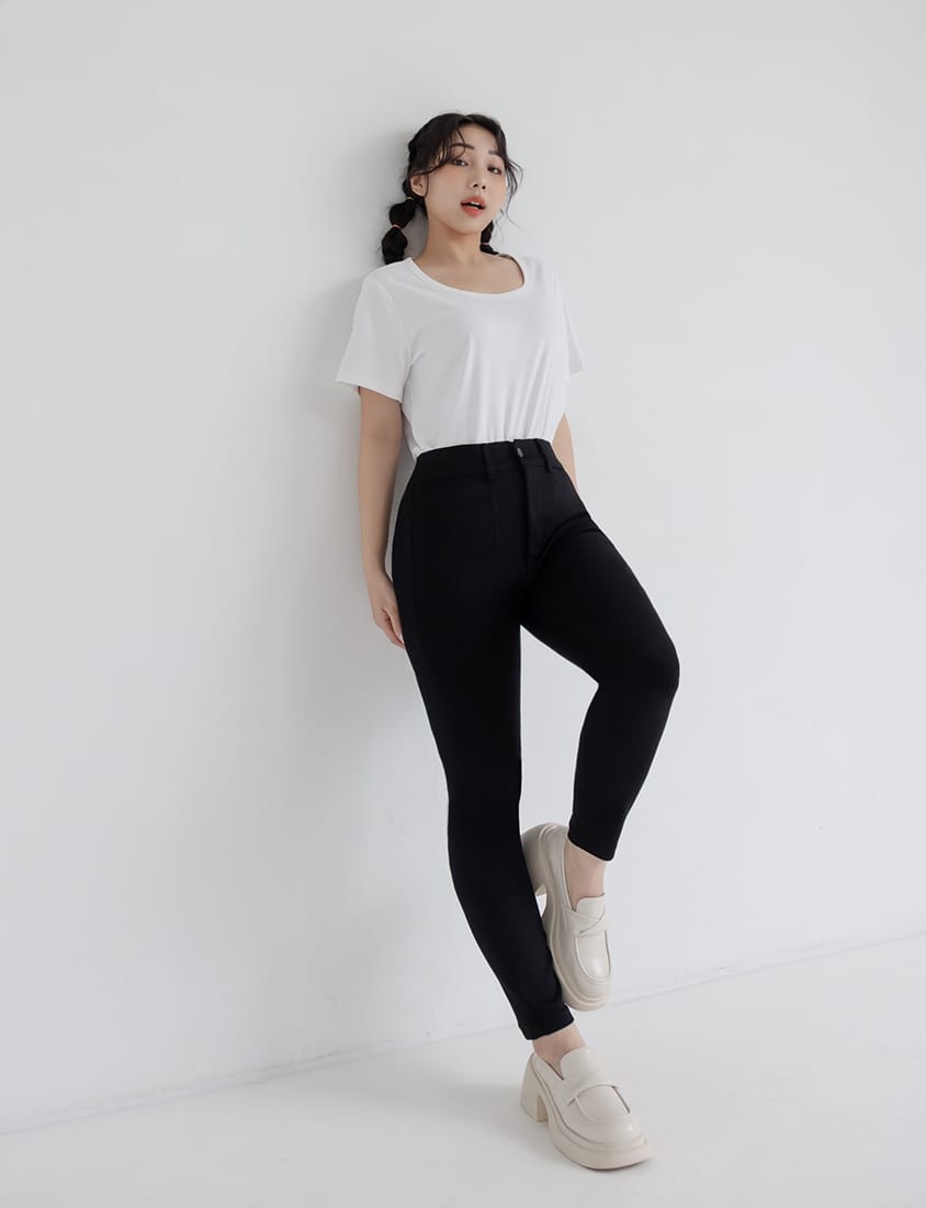 U-Neck Multicolor Plus Size Comfy Slim Tee