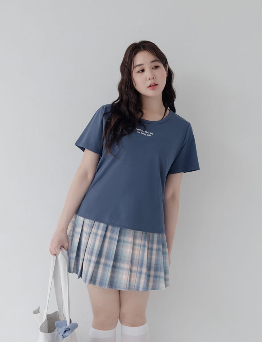 Mei-Mei Charity Slogan Plus Size Embroidered Tee