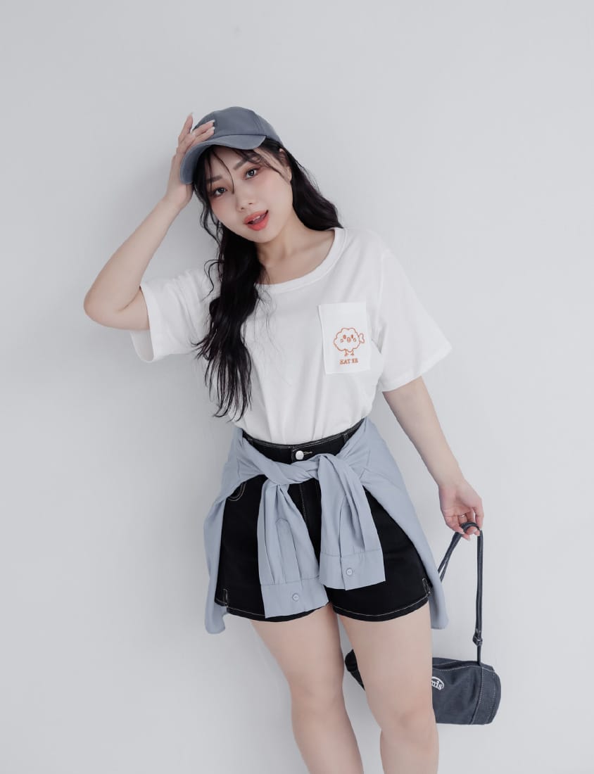 EAT ME Fried Chicken Pocket Plus Size Embroidery Tee