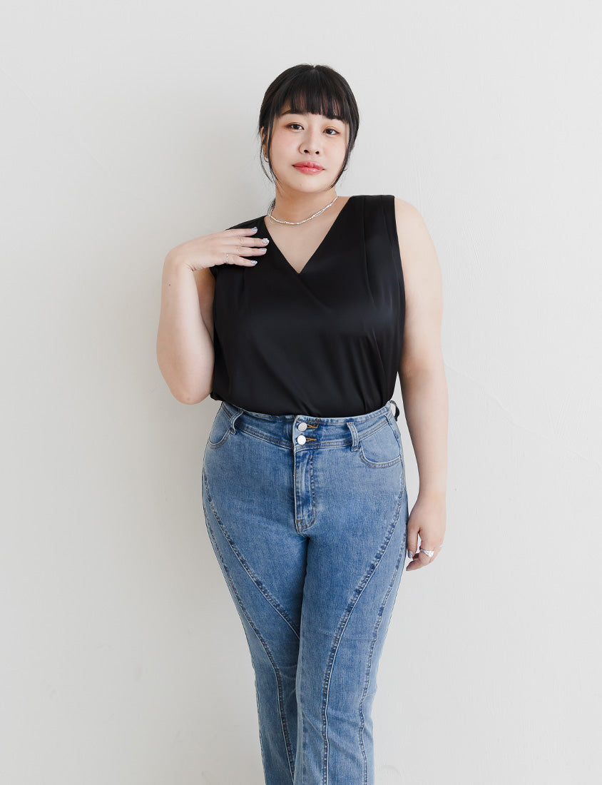 MISS. Subtle Sheen V-Neck Wide Strap Plus Size Pleated Tank
