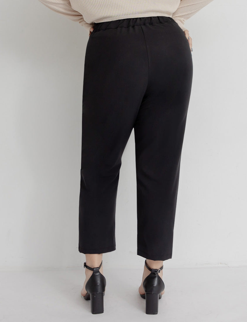 MISS. Apple-Shaped Body Friendly High Waist Plus Size Trousers