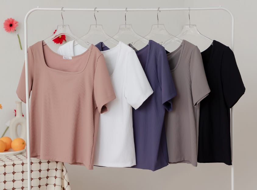 Pobra. Airy Ribbed Square Neck Short Sleeve Plus Size Bra Top