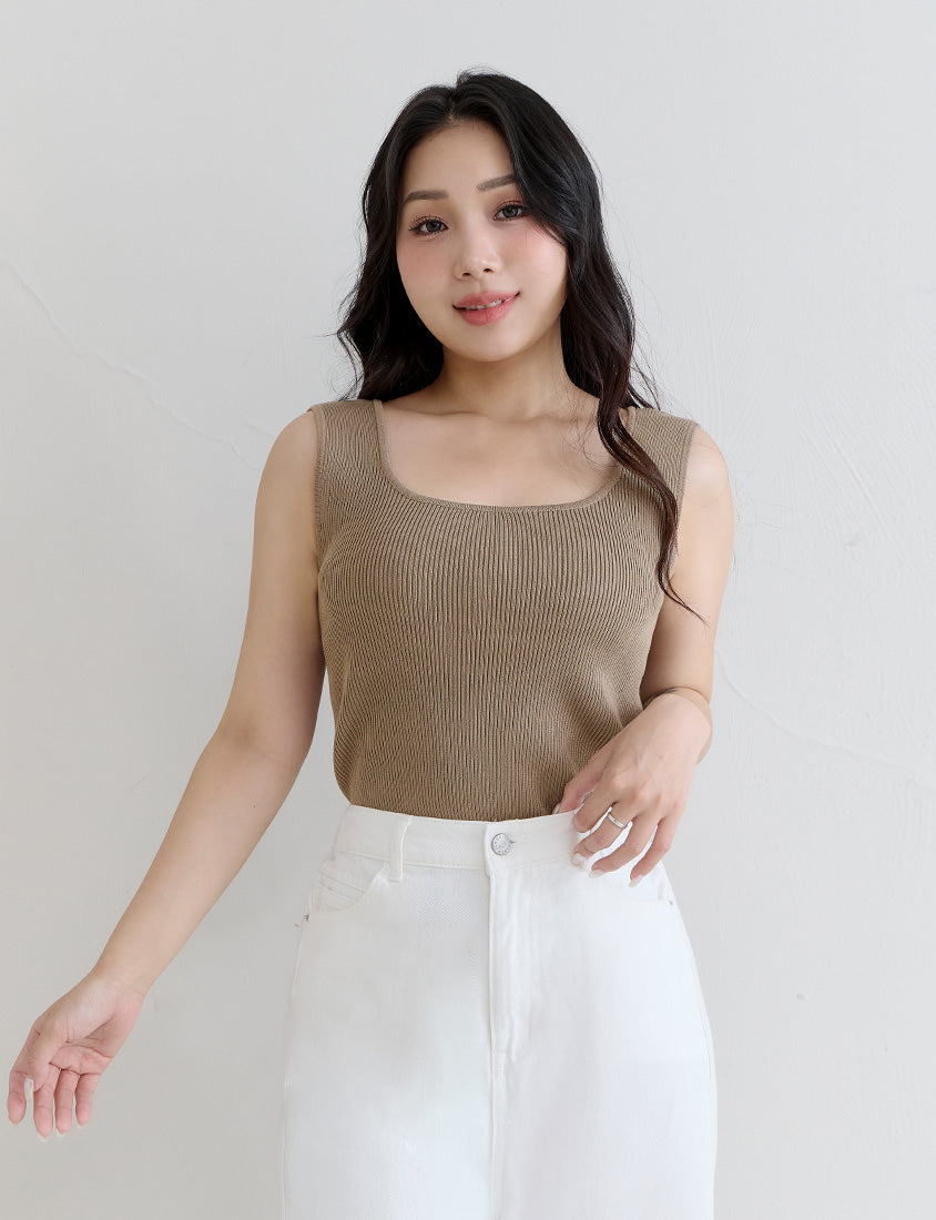 Square Neck Wide Straps Bra Bulges Support Knit Plus Size Tank Top