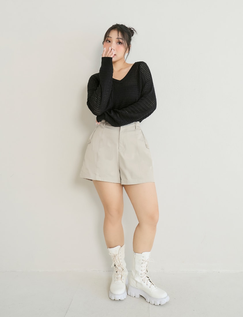 Utility Pockets Elastic Back Twill Plus Size Shorts