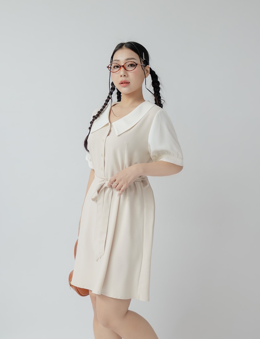 Layered-Look Contrast Collar Plus Size Mini Dress (with Belt)
