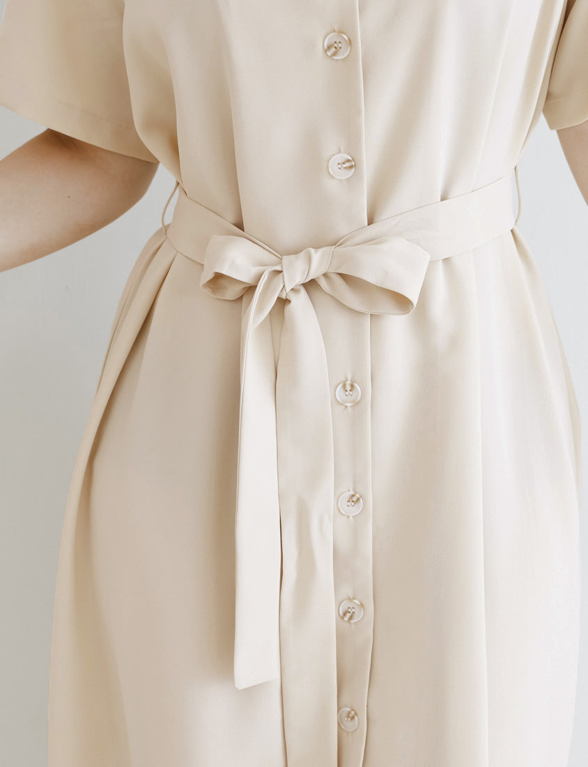 MISS. Cuban Collar Chiffon Button Short Sleeve Dress (with Waist-Tie )