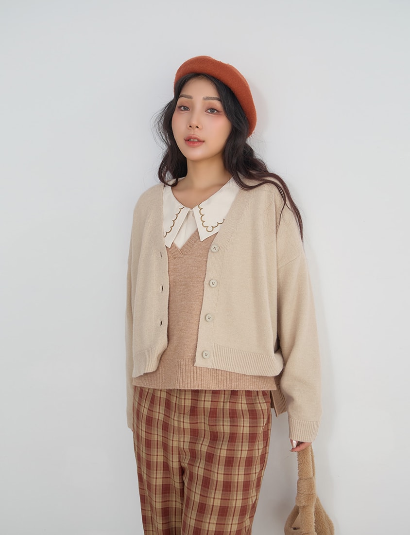 Contrast Embroidered Oversized Collar Plus Size Long Sleeve Shirt