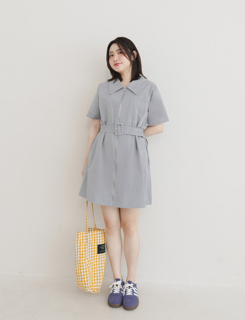 Casual Cargo Zip-Front Plus Size Mini Dress (With Belt)