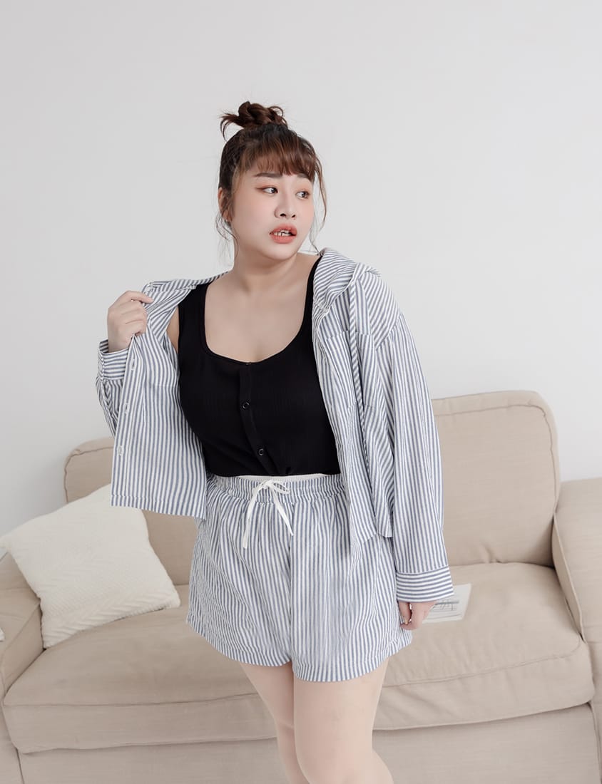 Bubble Stripe Layered-Look Plus Size Shorts