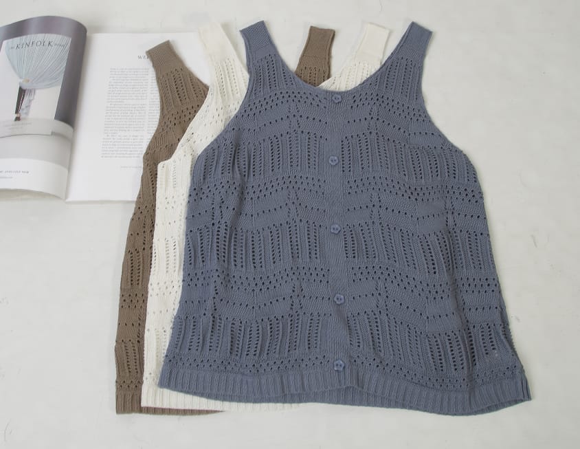 Floral Mock Button Hollow Plus Size Knit Vest