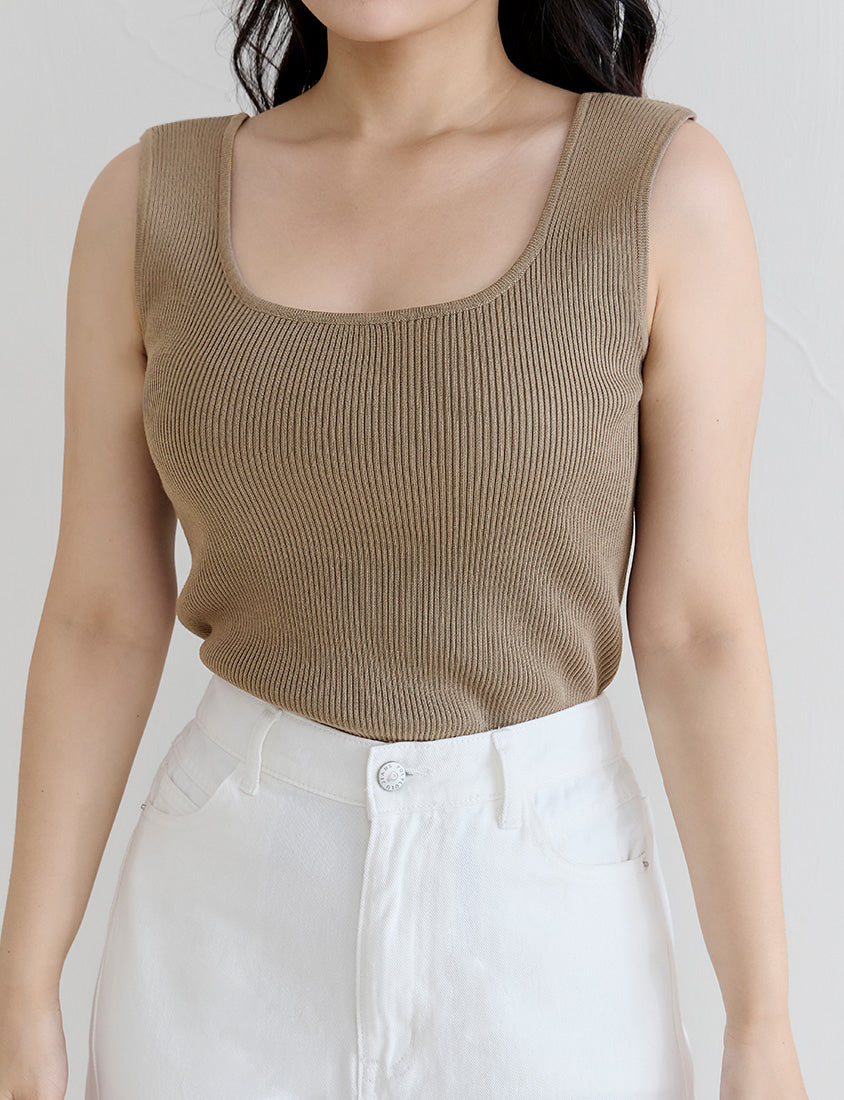 Square Neck Wide Straps Bra Bulges Support Knit Plus Size Tank Top