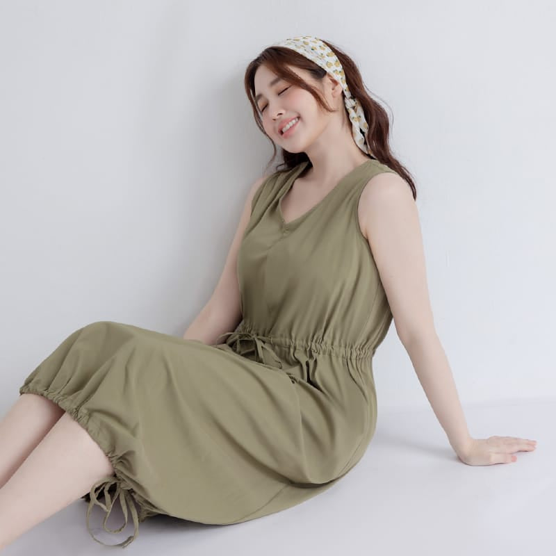 Cooling Tech V-Neck Plus Size Maxi Dress