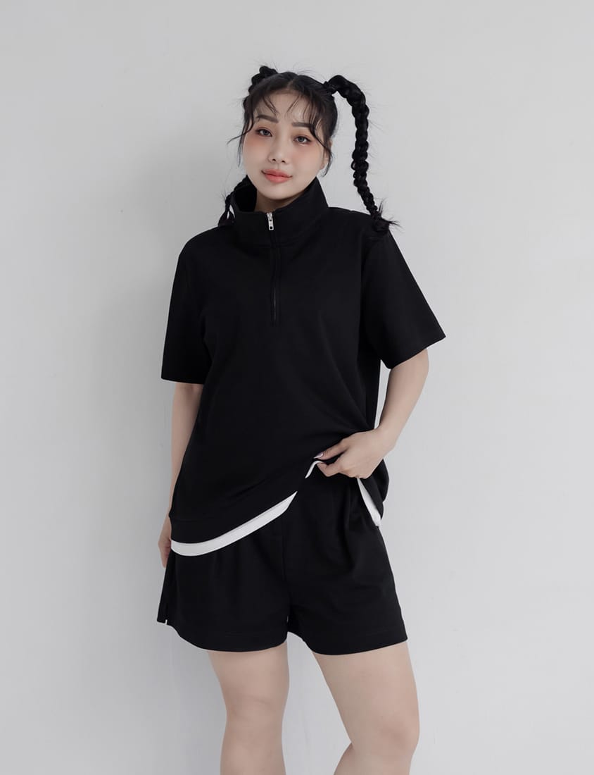 Zip-Up Faux Two-Piece Multicolor Plus Size Short Sleeve Tee