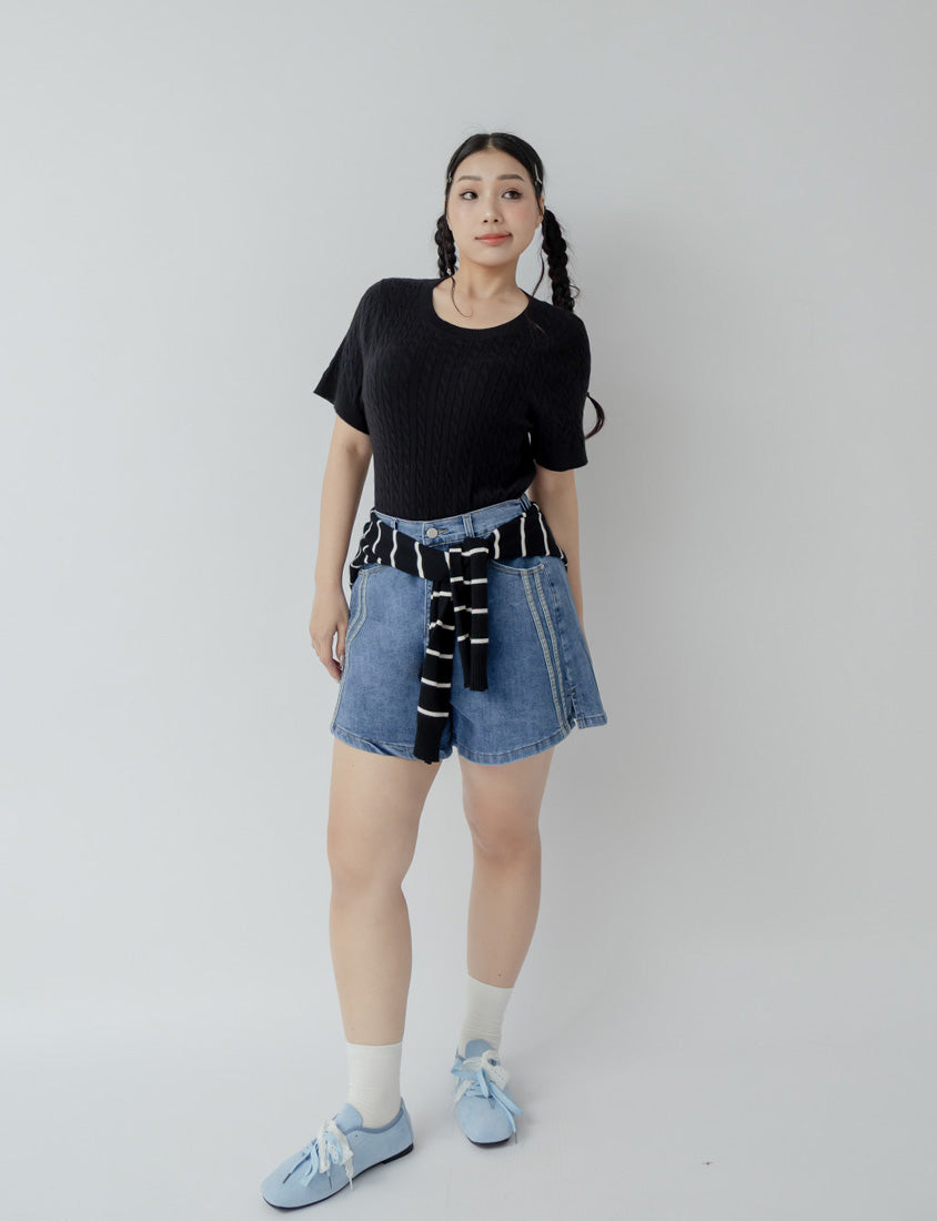 Crewneck Cable Knit Short Sleeve Top