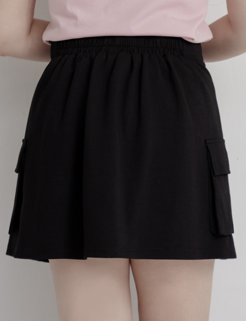 Space Cotton Utility Cargo Pocket Plus Size Mini Skirt (With Inner Pants)