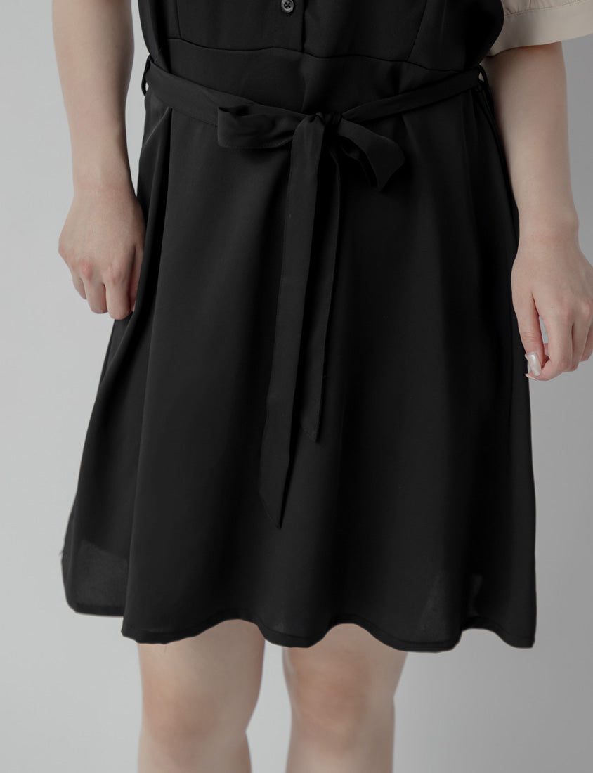 Layered-Look Contrast Collar Plus Size Mini Dress (with Belt)