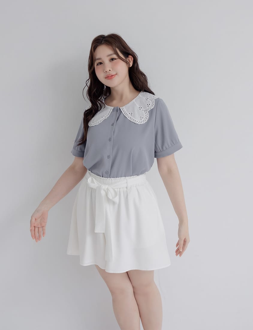 Sweet Lace Collar Puff Sleeve Plus Size Blouse