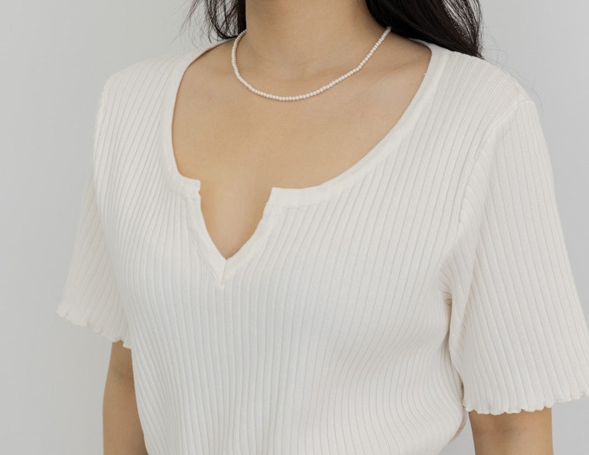 MISS. Essential Wavy Edge Plus Size Knit Top