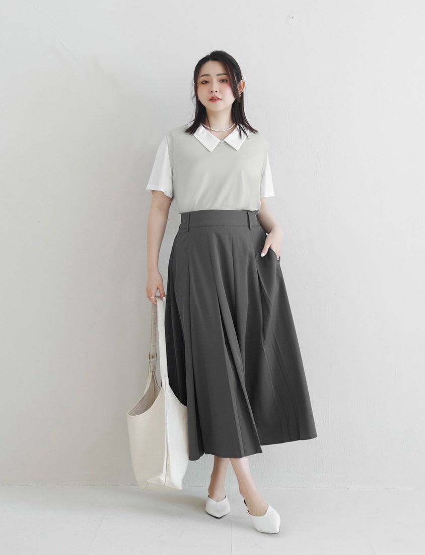 MISS. Elegant Wide Pleated Elastic Back Waist Plus Size Maxi Skirt