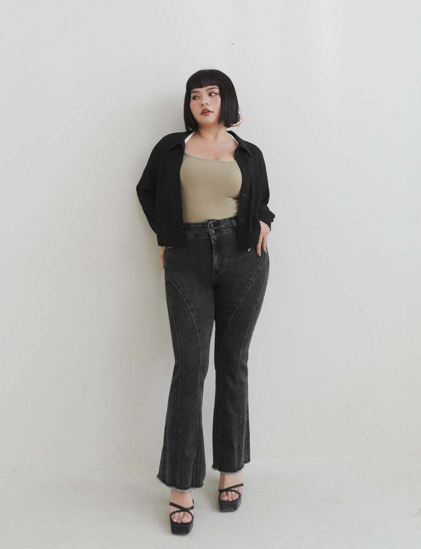 MUA! Ultra Slimming Stitch Stretchy Plus Size Flared Pants