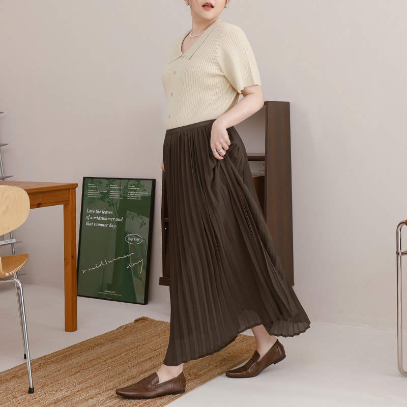MISS. Elegant Fine-Pleated Double Layer Sheer Plus Size Maxi Skirt