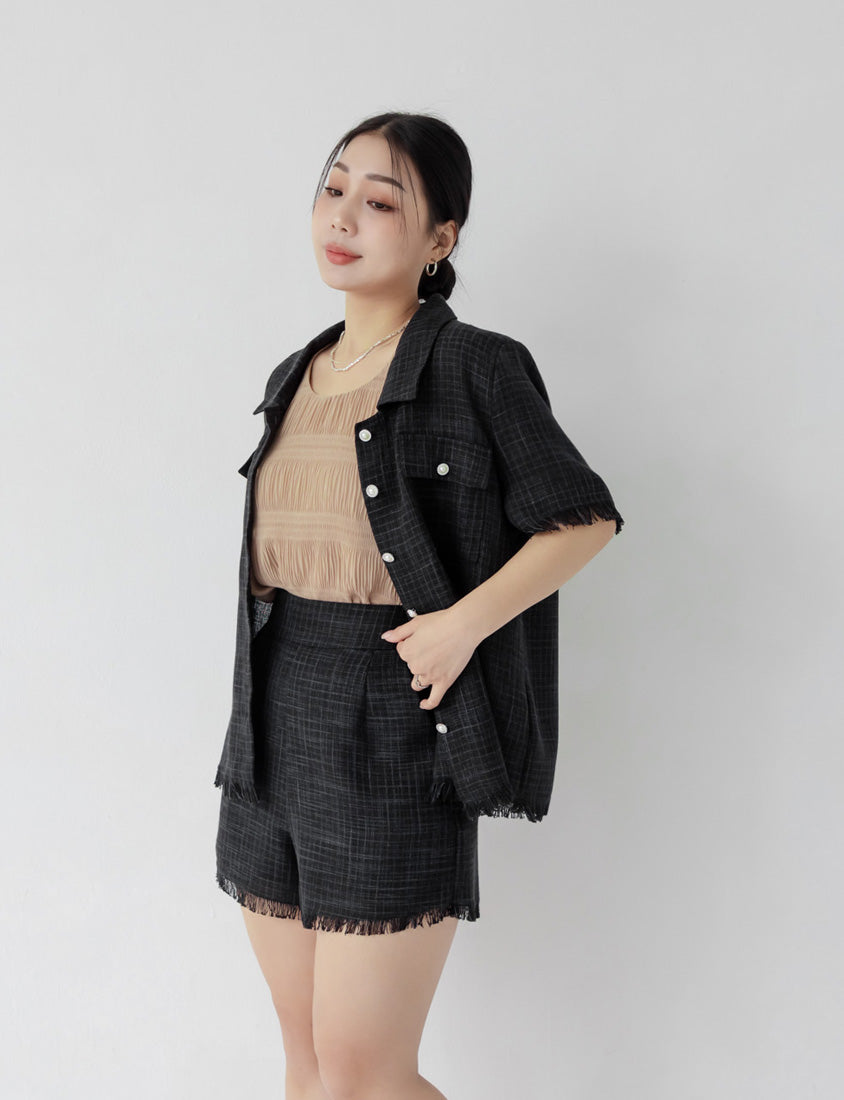 MISS. Tweed Fringe Trim Back Elastic Waist Plus Size Shorts