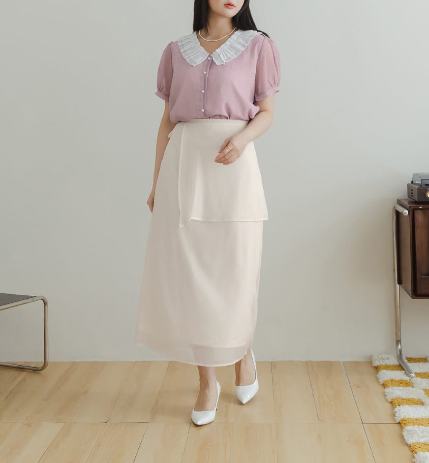 MISS. Romantic Contrast Pearl Buttons Ruffle Plus Size Blouse