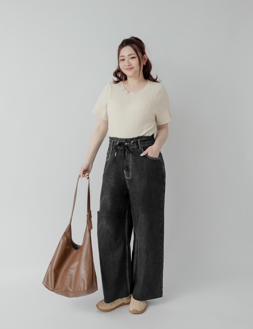 Crewneck Cable Knit Short Sleeve Top