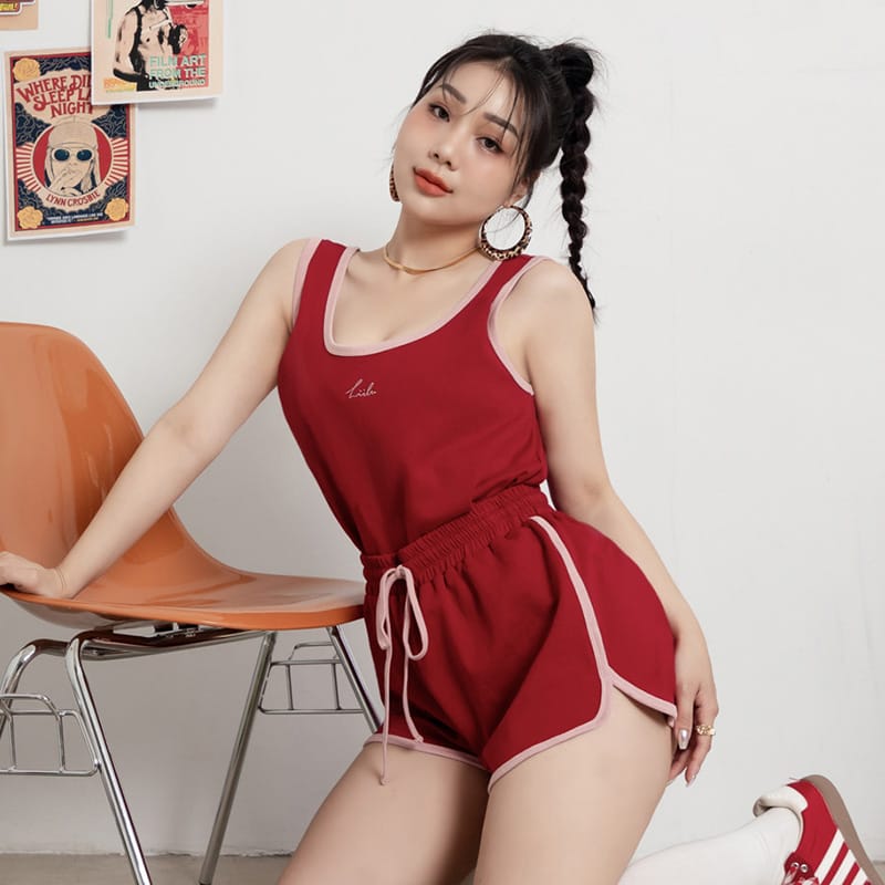 MUA! Sporty U-Neck Racerback Embroidery Plus Size Tank