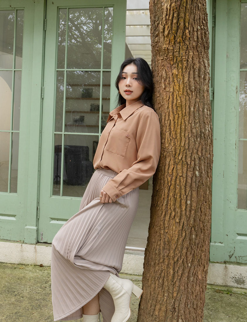 MISS. Wrinkle-Resistant Textured Multicolor Pocket Plus Size Shirt
