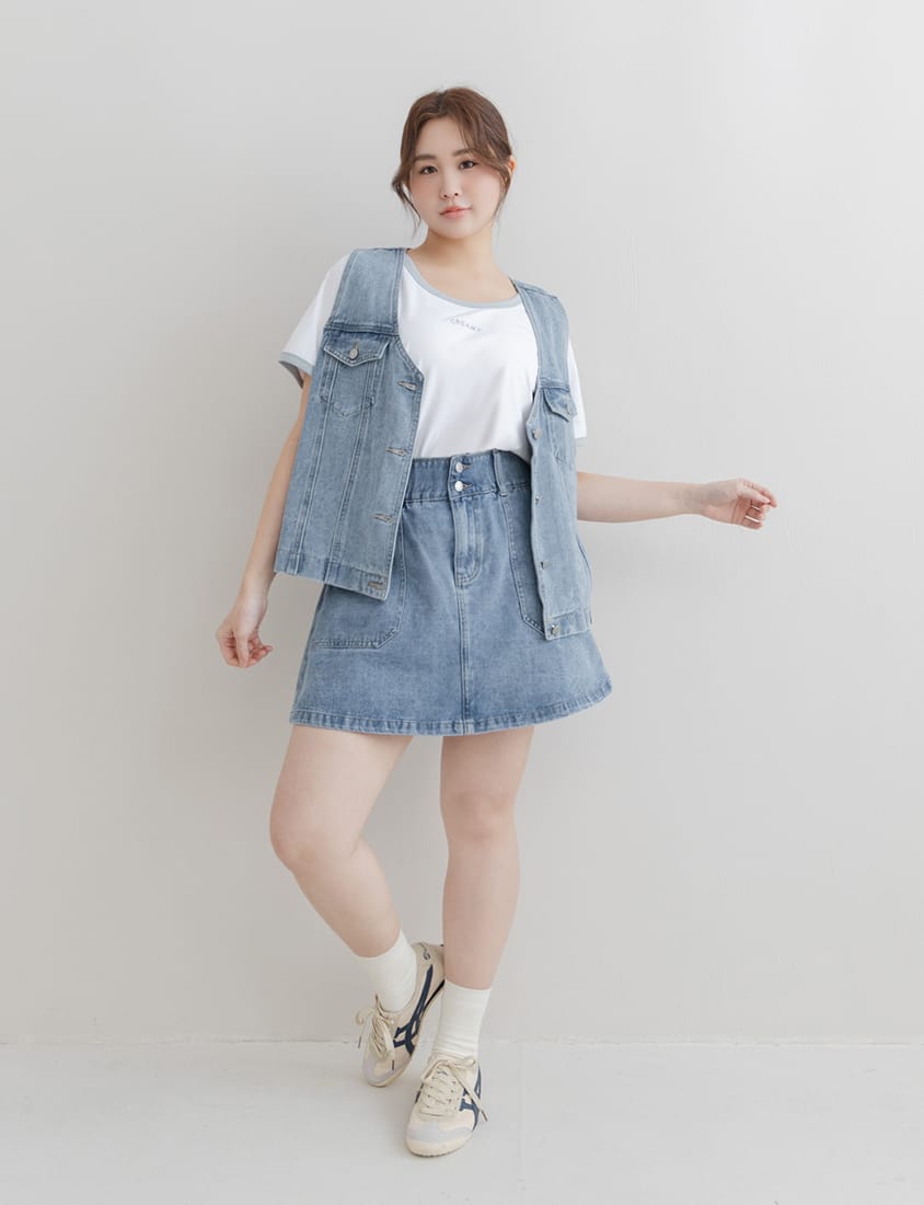 V-Neck Pocket Button Plus Size Denim Vest