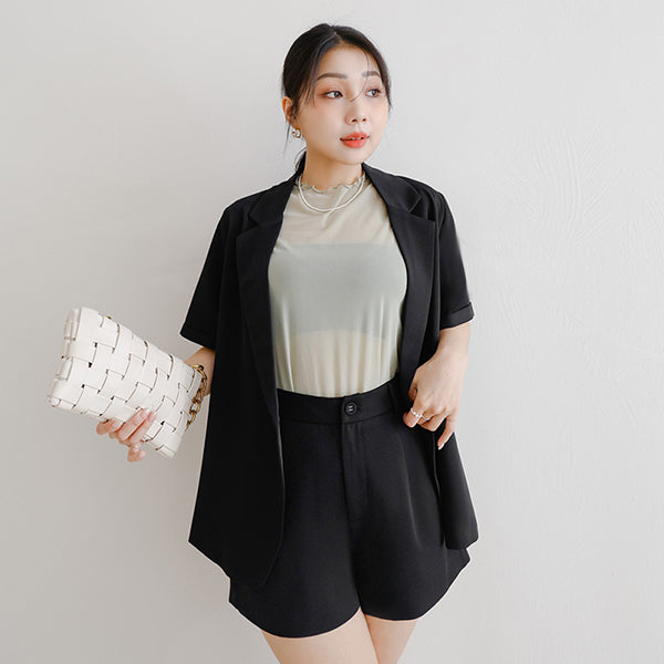 MISS. Elegant Back Elastic Waist Plus Size Tailored Shorts
