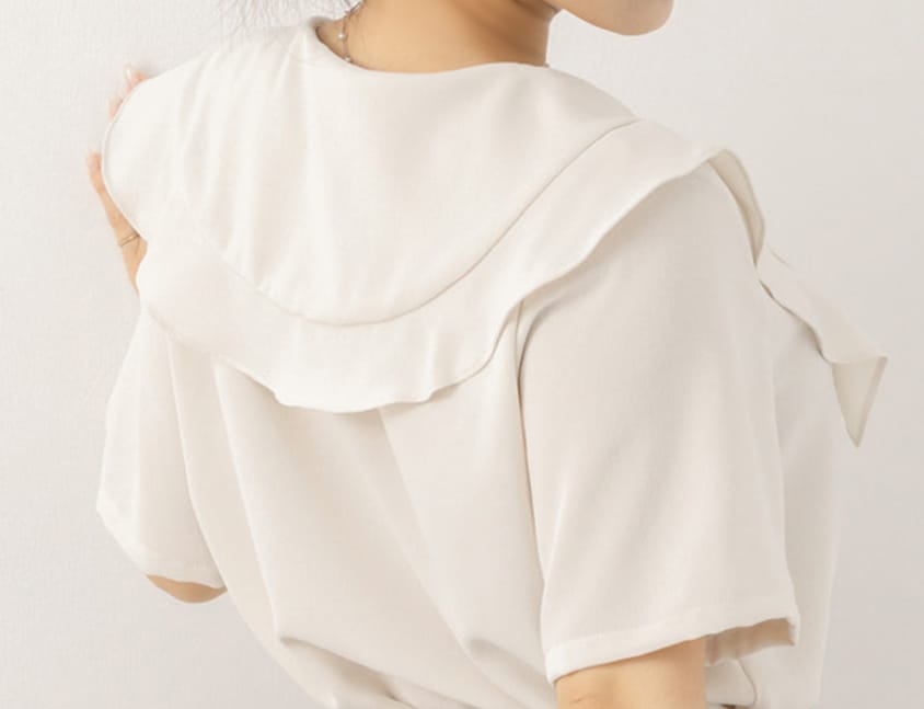 MISS. Heart Buttons Front Tie Ruffle Collar Plus Size Blouse