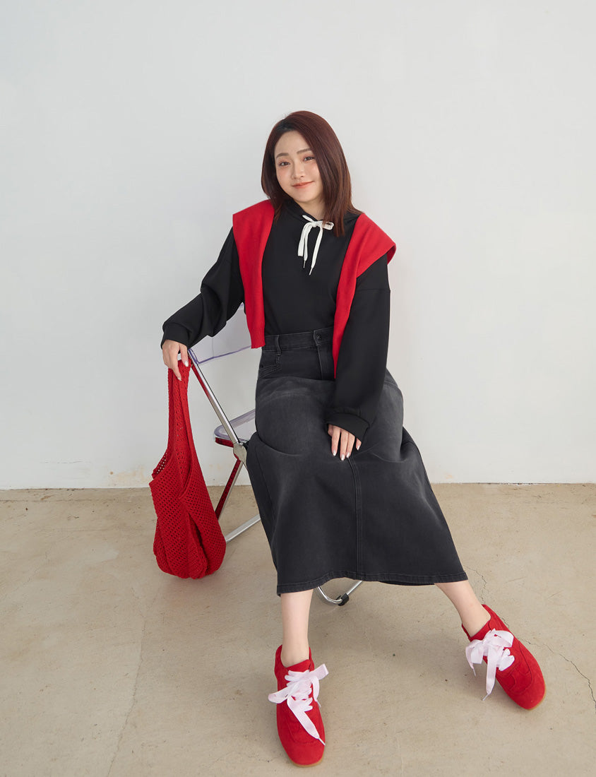 Standard Perfect Fit Back Slit Plus Size Denim Maxi Skirt